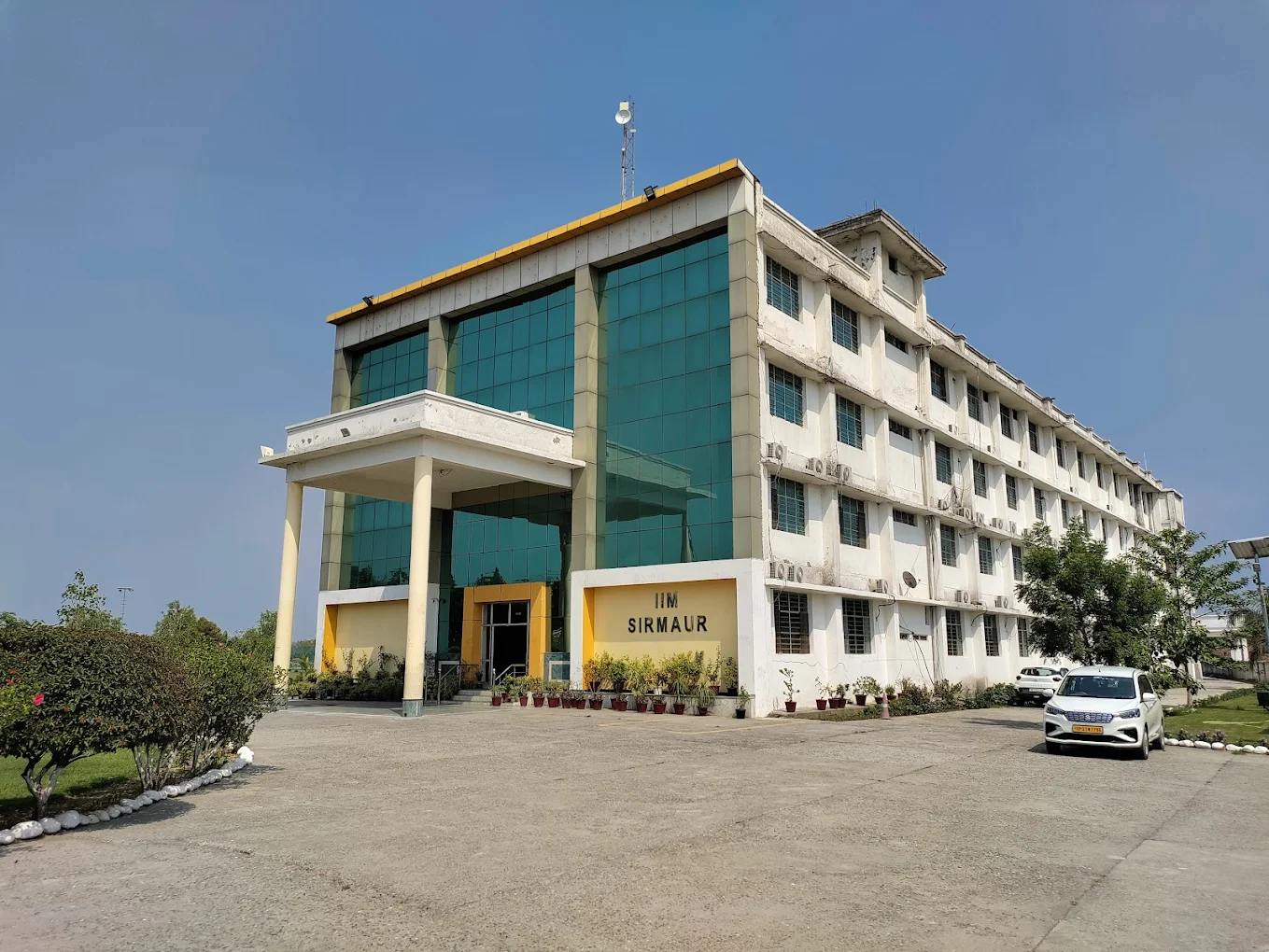 Indian Institute Of Management (IIM) -Sirmaur