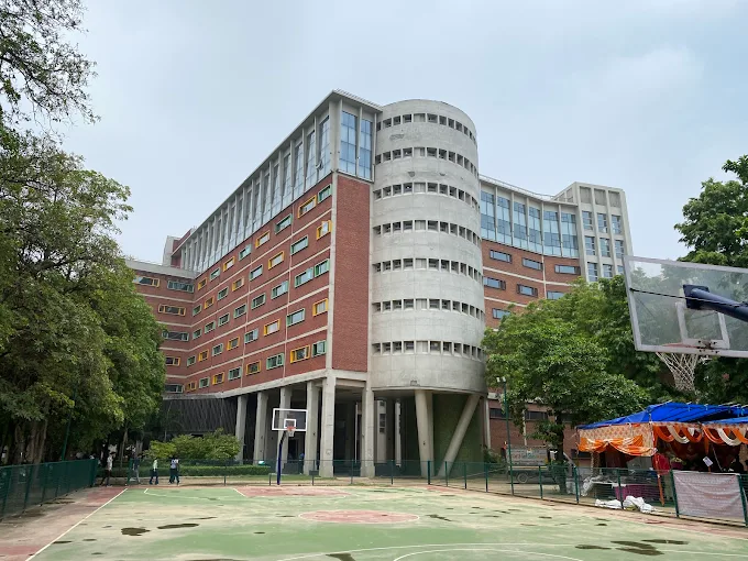 Institute of Management Technology (IMT) - Ghaziabad