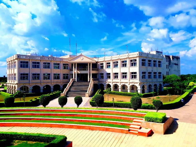 Noida School of Law -Noida