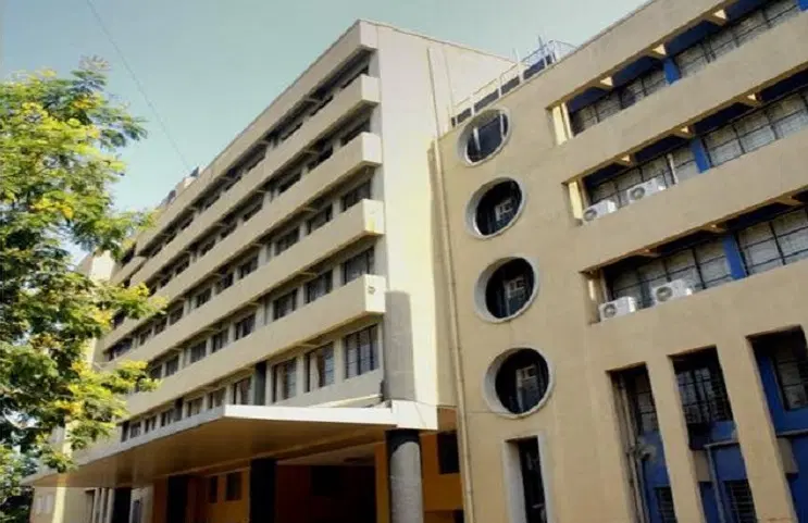 Sardar Patel College Of Engineering campus