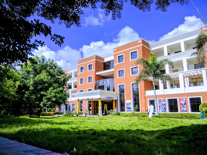 Vels Institute of Science Technology and Advanced Studies (VISTAS) campus